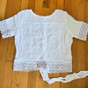 ⭐️Crave fame White blouse NWOT
